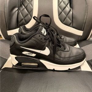 Size 4.5Y / 6W - Nike Air Max 90 “Recraft Black White” (GS)